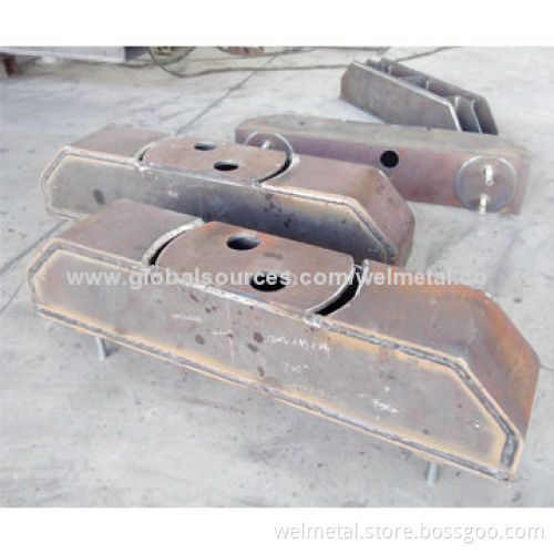 Bridge girder and bracing